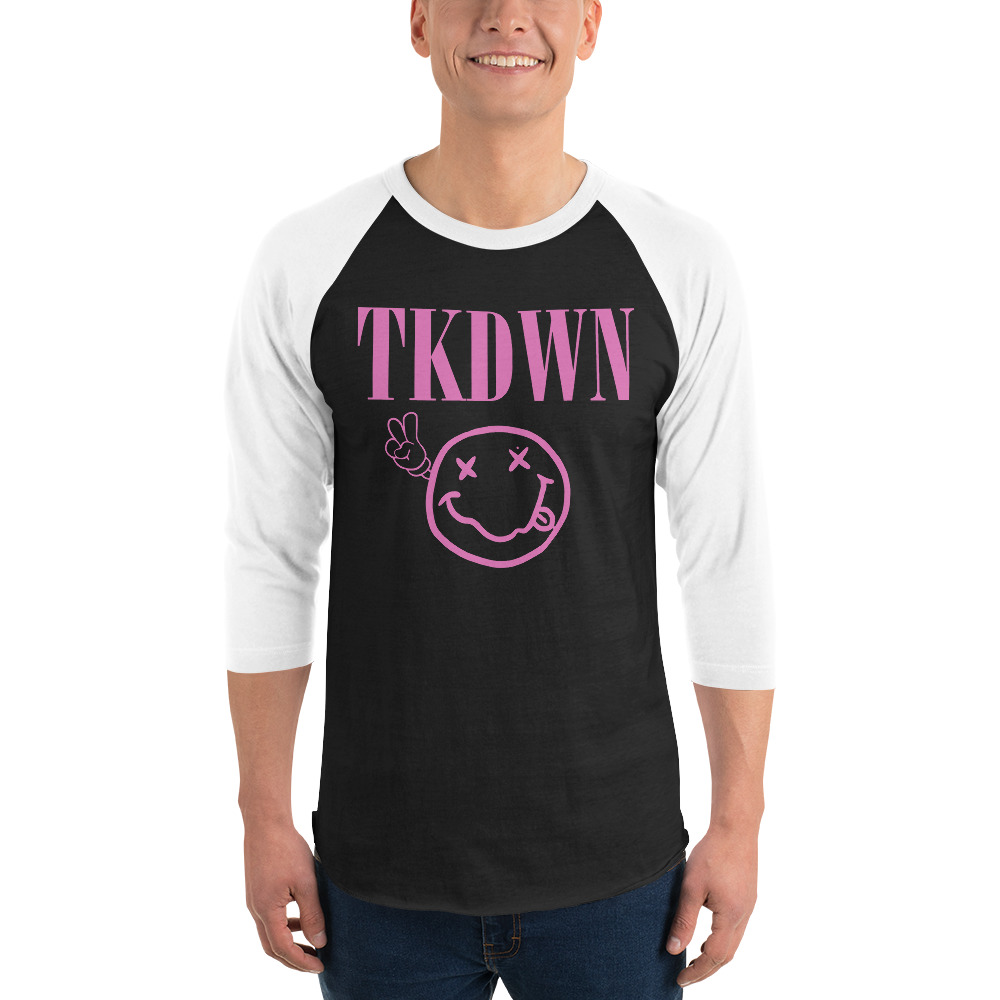 TKDWN Two Fingers 3/4 sleeve raglan shirt